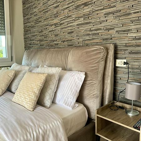 Serenity B&B Μπρέσια Εξωτερικό φωτογραφία
