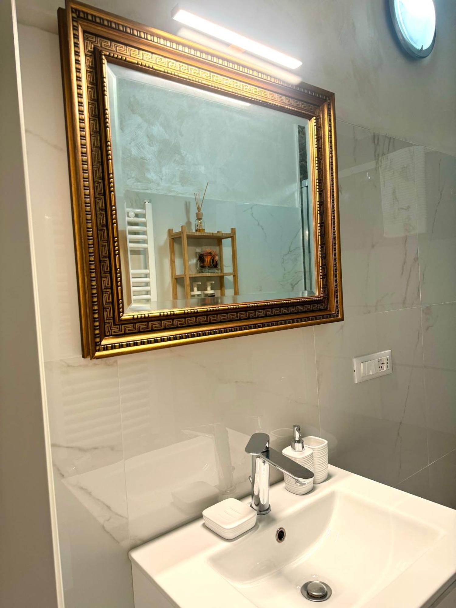 Serenity B&B Μπρέσια Εξωτερικό φωτογραφία